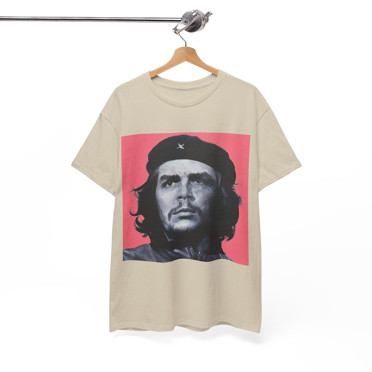"Revolutionary Spirit: Che Guevara Art T-shirt"